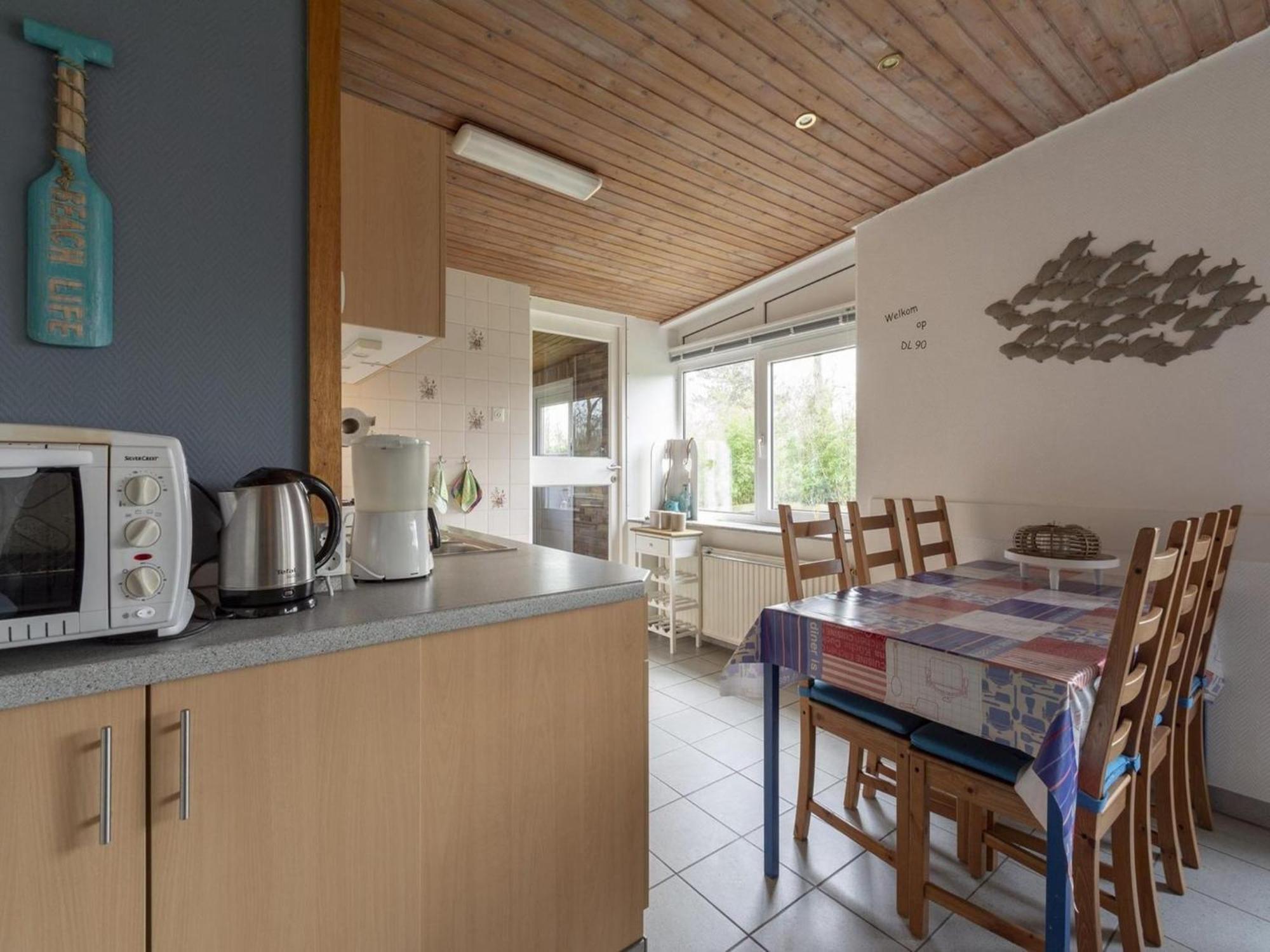Stylish Beachside Bungalow With Patio Sint Maartensvlotbrug 外观 照片